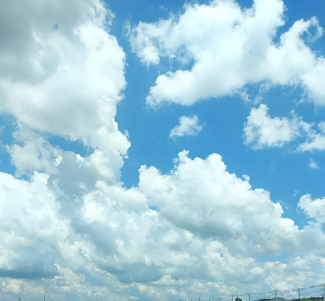 Domingo de calor e possibilidade de chuva em Cascavel e região