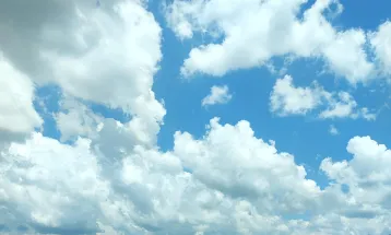 Domingo de calor e possibilidade de chuva em Cascavel e região