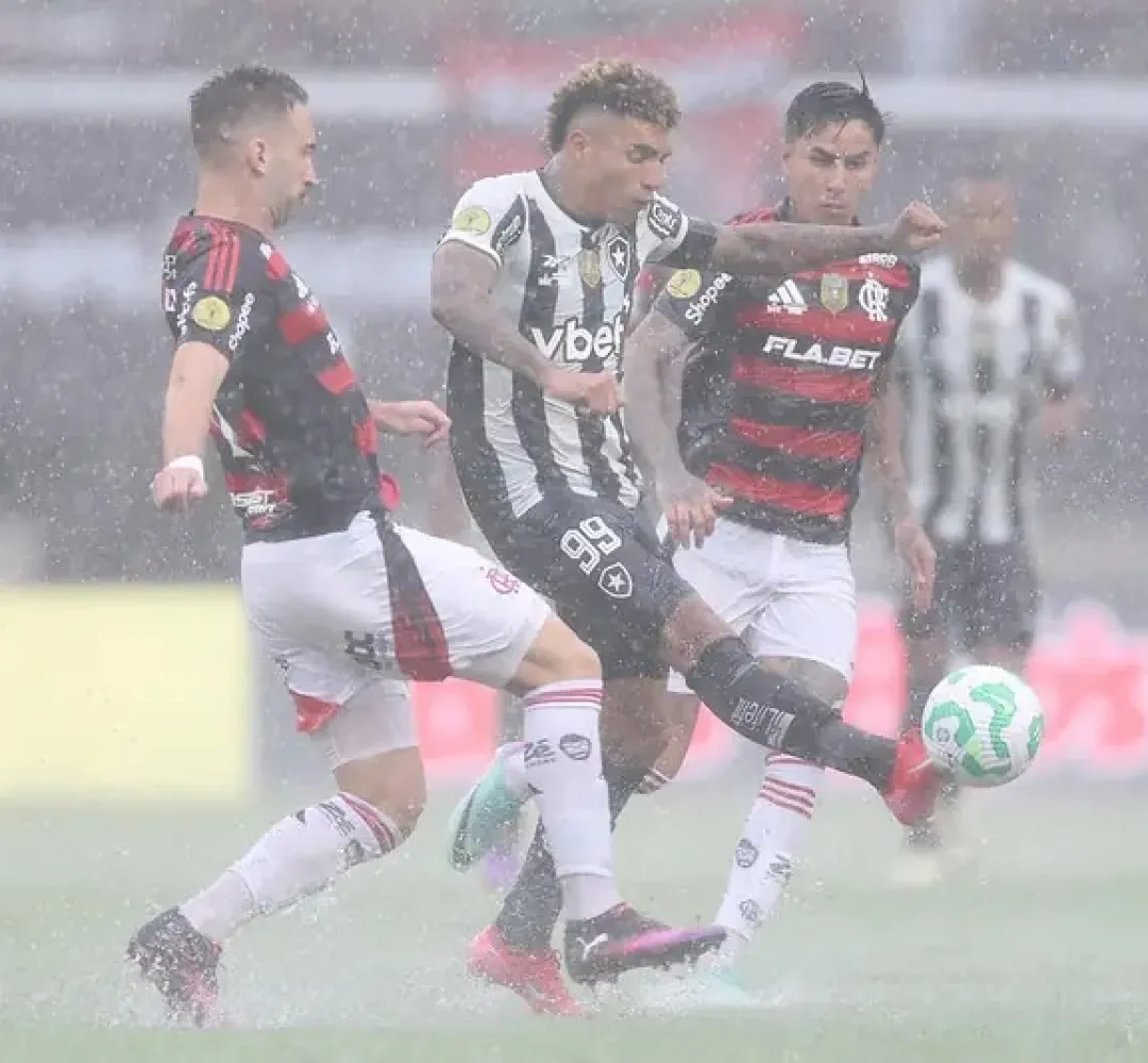 Flamengo e Botafogo fazem clássico nesta quarta-feira pelo Carioca
