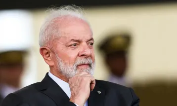 Pesquisa aponta desaprovação ao governo Lula, mas o coloca como favorito à reeleição