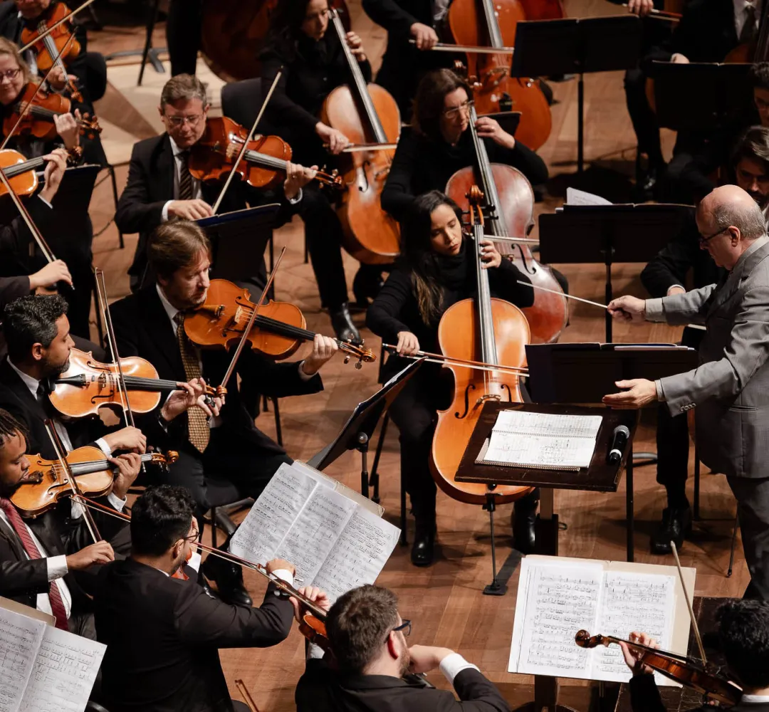 Orquestra Sinfônica do Paraná inicia sábado concertos no MON para celebrar Mozart