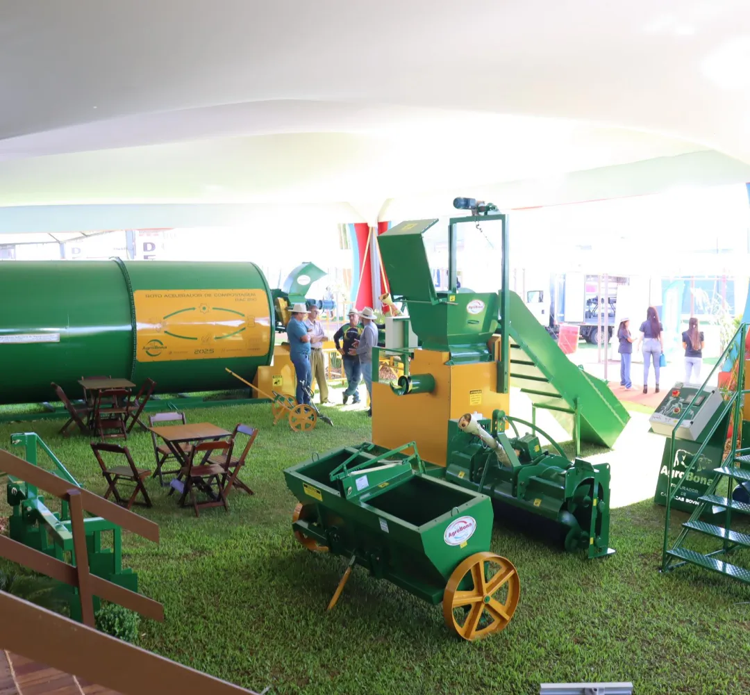 Agrobona apresenta portfólio no Show Rural Coopavel