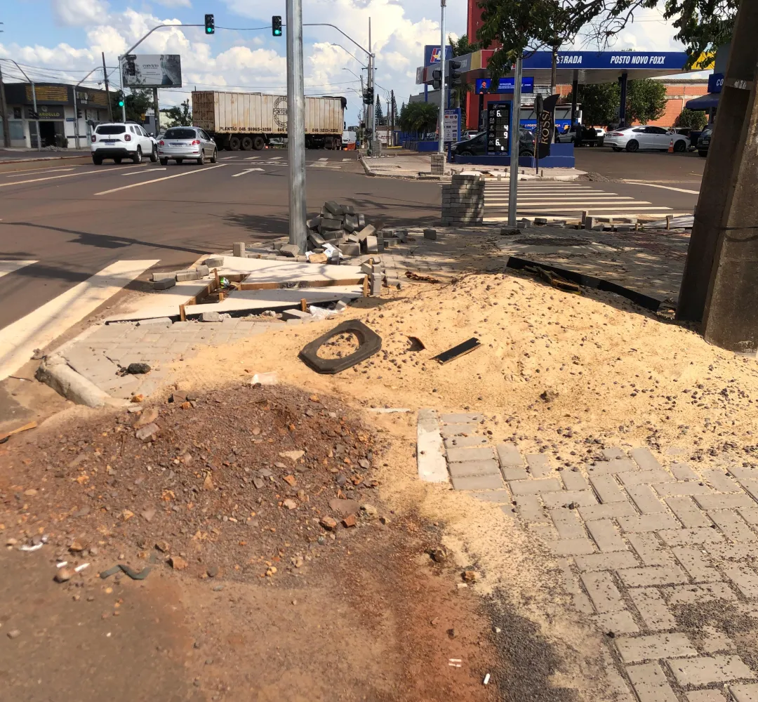 Obra de R$ 50 milhões na Carlos Gomes gera alagamentos e revolta em Cascavel
