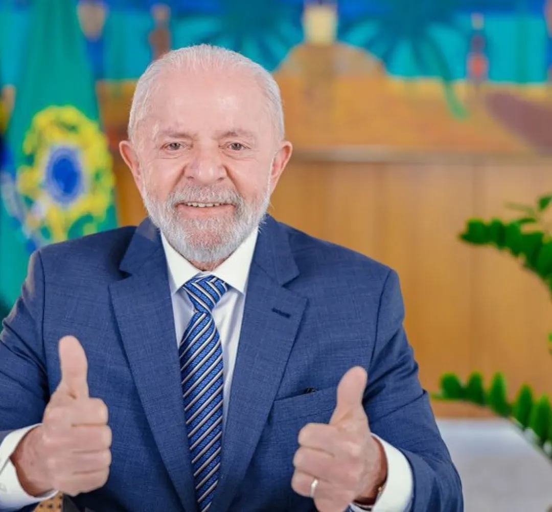 Popularidade de Lula despenca e governo tem apenas 28% de aprovação