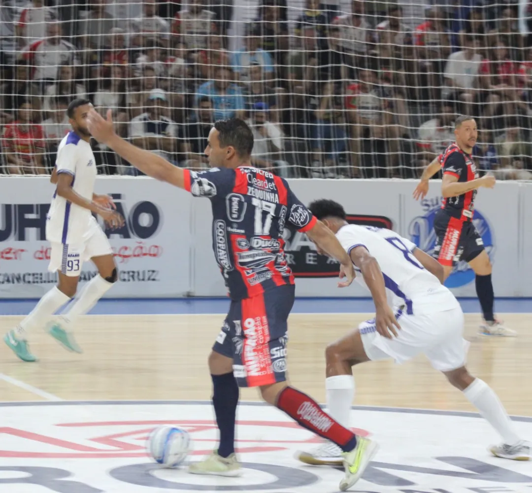 Futsal em dose dupla nesta quinta-feira, no São Cristóvão