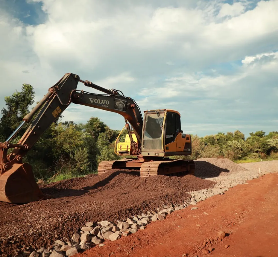 Prefeitura de Cascavel inicia obra de pavimentação asfáltica na Estrada Rural San Martin
