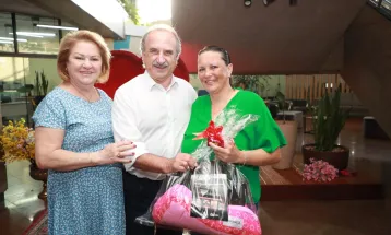 Prefeitura de Cascavel presta homenagem às servidoras em celebração antecipada do Dia da Mulher