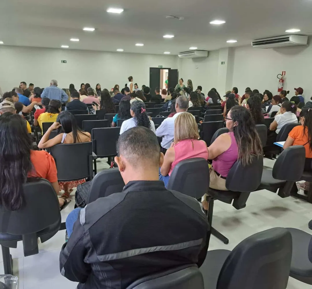 Governo de Roraima convoca professores auxiliares para atender escolas estaduais