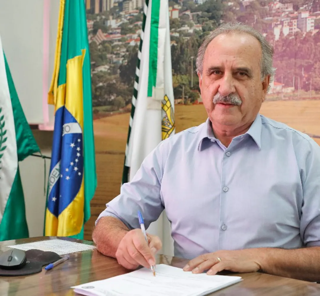 Prefeito Renato Silva anuncia aumento de 6,27% no salário dos professores da Educação Infantil