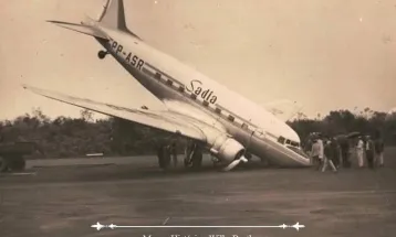 Saudade não tem idade: O beijo da aeronave no solo de Toledo