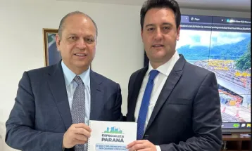 Ricardo Barros deixa equipe de Ratinho e vai reassumir mandato de deputado