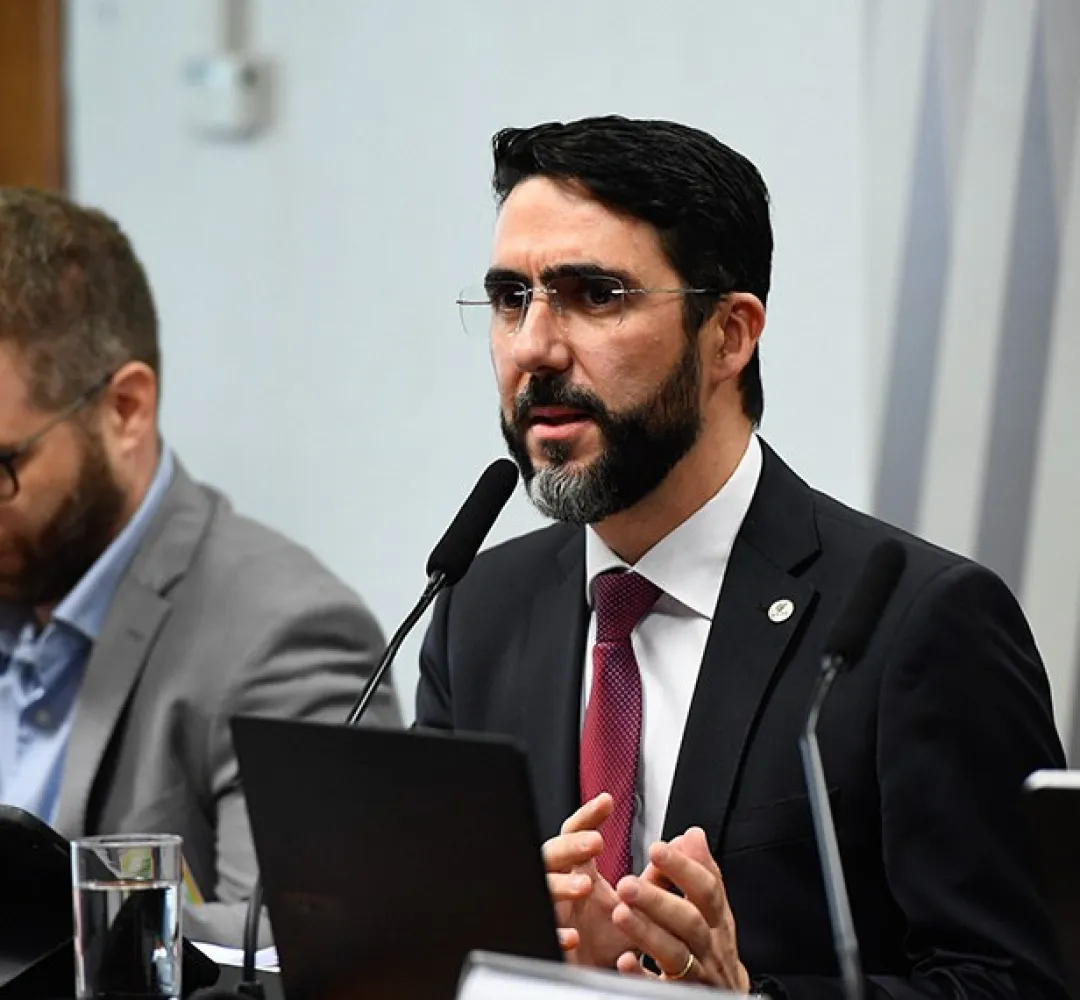 RobertoHonorato foi ouvido pelos senadores