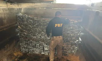 PRF apreende mais de 600 kg de cocaína no Paraná