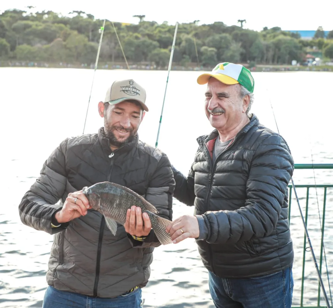 Pesca no lago