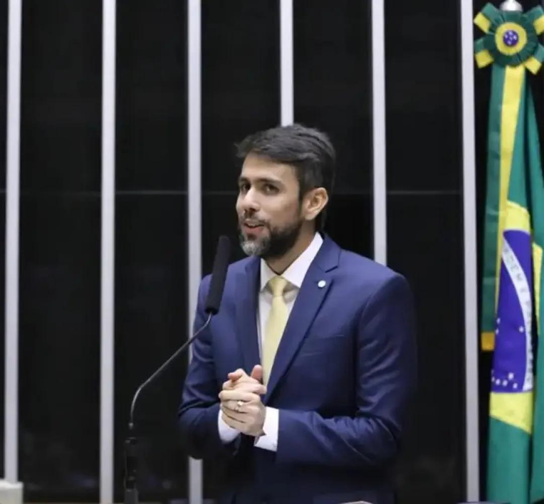 Pedro Lucas, ministro das Comunicações