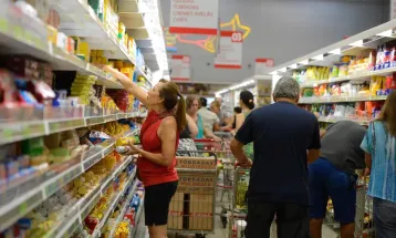 Economia brasileira ficou estagnada em fevereiro, mostra prévia da FGV