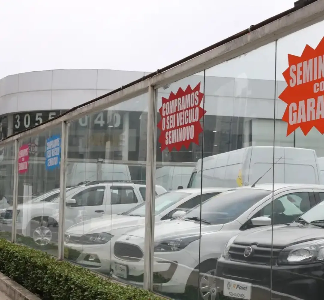 Reven da de automóveis