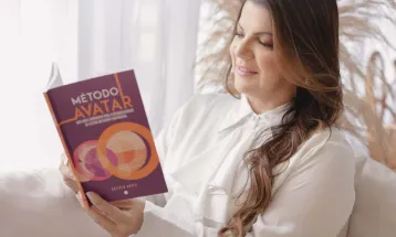 Professora cria método inovador para despertar o prazer pela leitura entre alunos