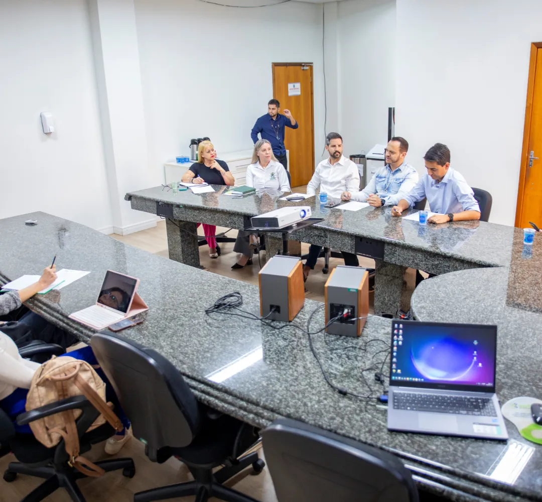 Reunião cigarros eletrônicos