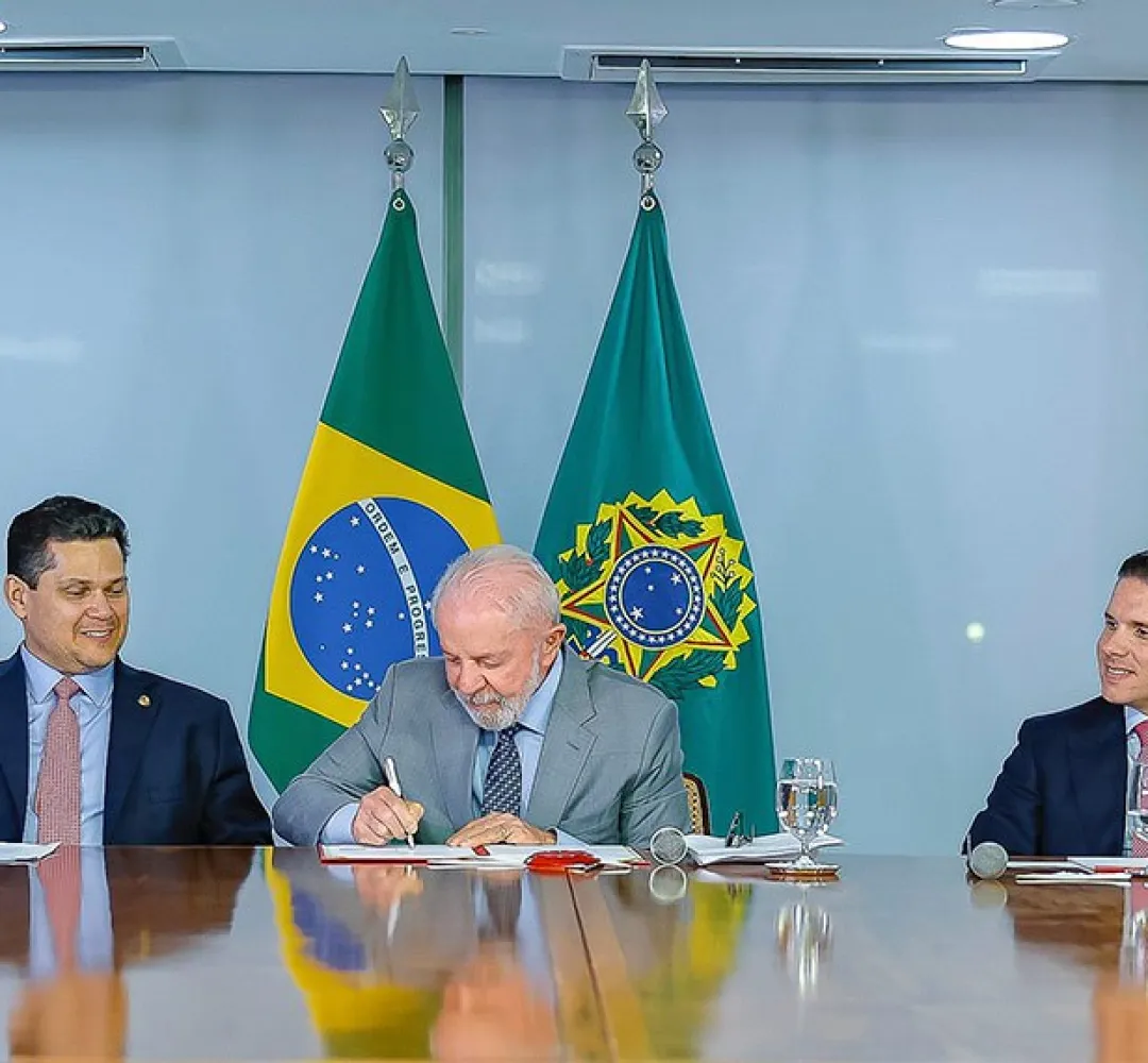lula, alcolumbre e motta