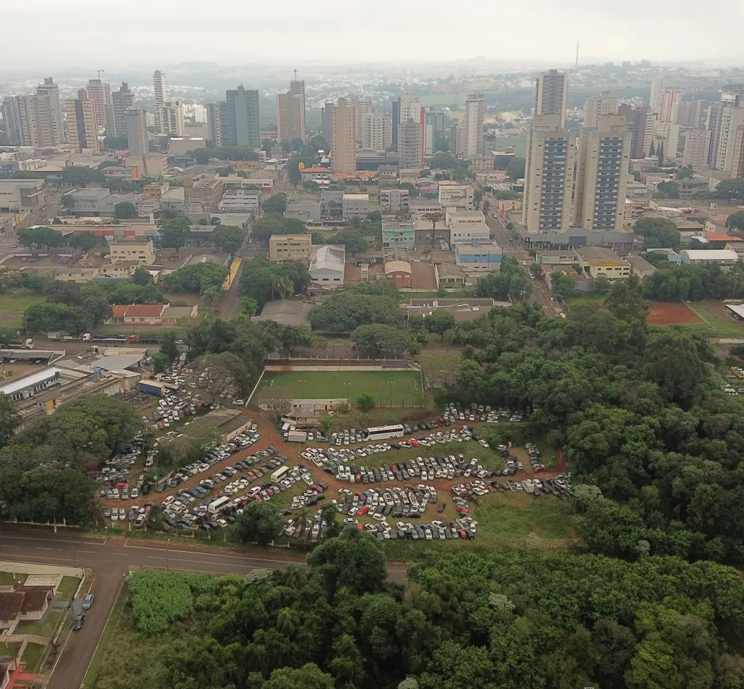 Pátio da Polícia Civil é um local de risco