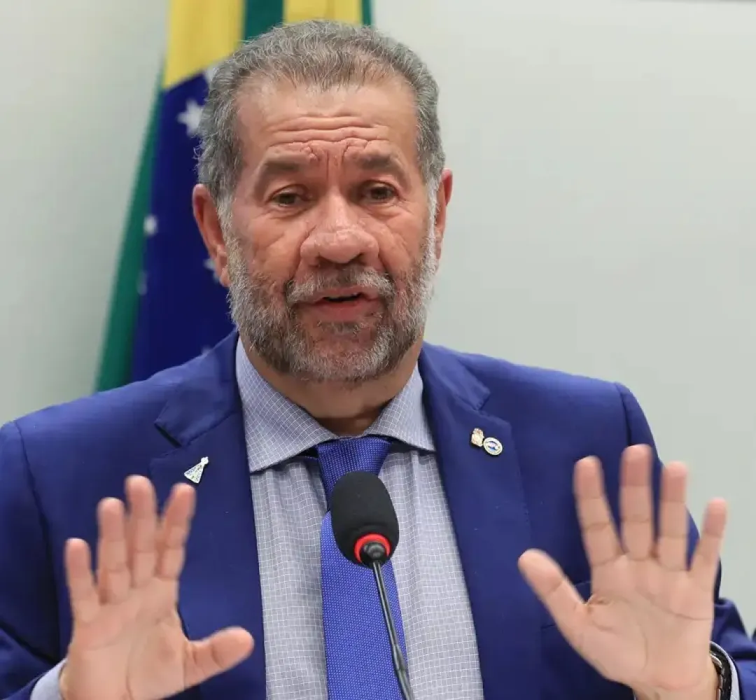 Carlos Lupi