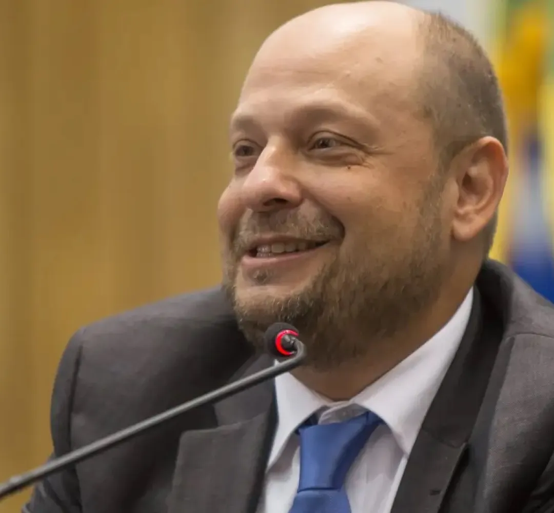 Gilberto Waller Júnior
