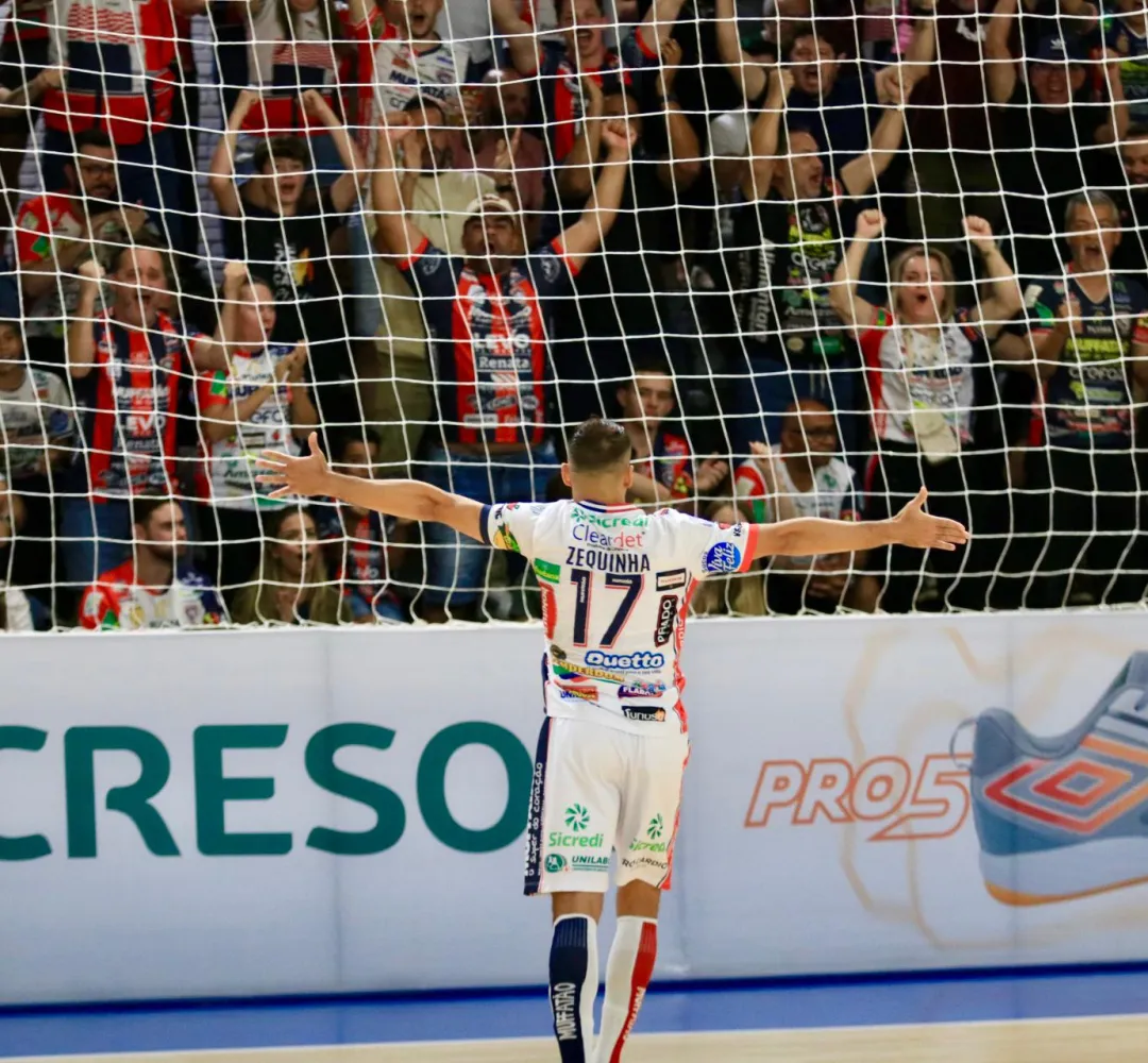 O Cascavel Futsal goleou o Minas no fim de semana