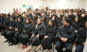 Juramento coletivo reúne 49 novos advogados de várias regiões do Paraná em Cascavel