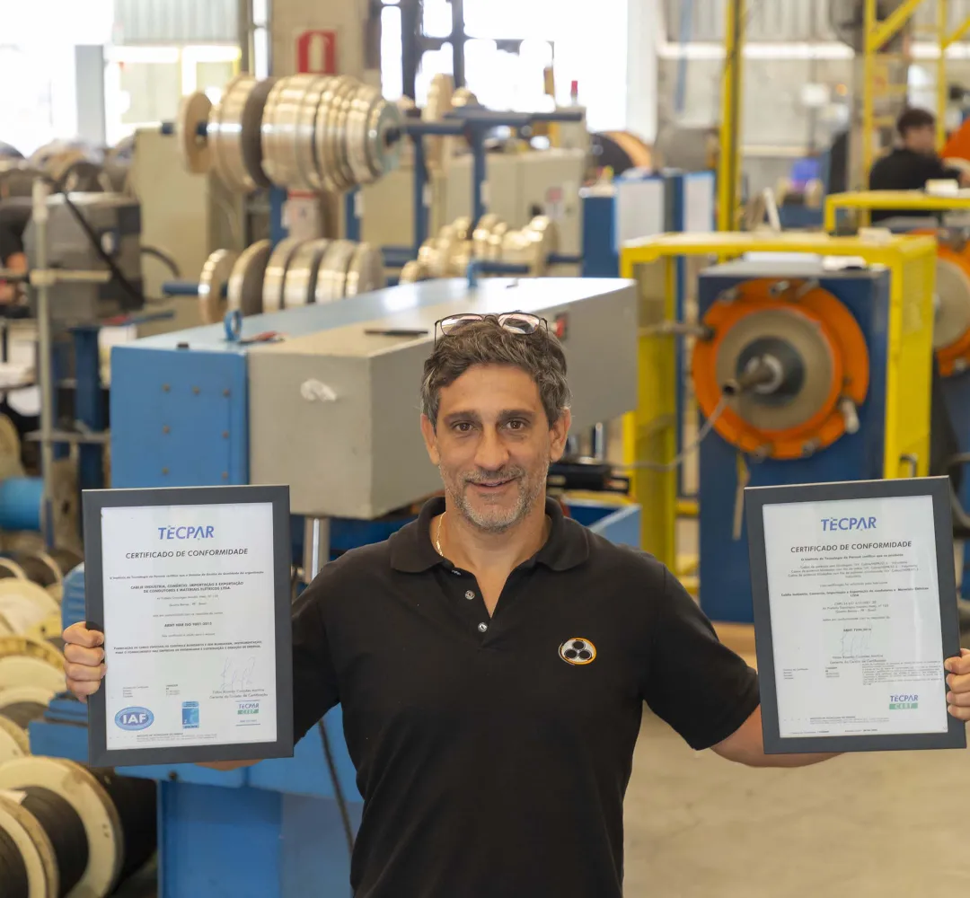Tecpar distribuiu certificados