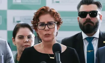 Justiça da Itália pede a Moraes informações sobre prisão de Zambelli