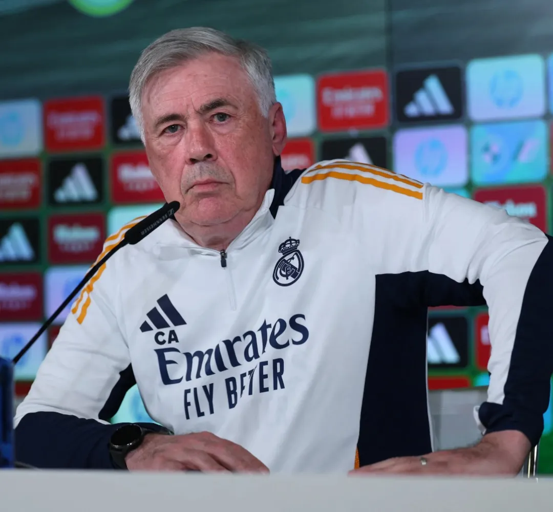 Carlo Ancelotti ainda é treinador do Real