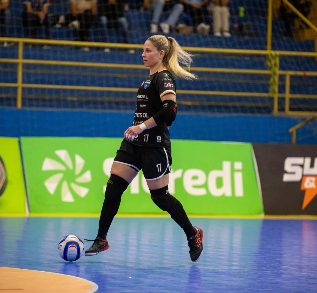 O Stein volta a jogar na Neva hoje