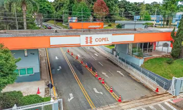 Investidor supera Estado do Paraná e vira maior acionista individual da Copel