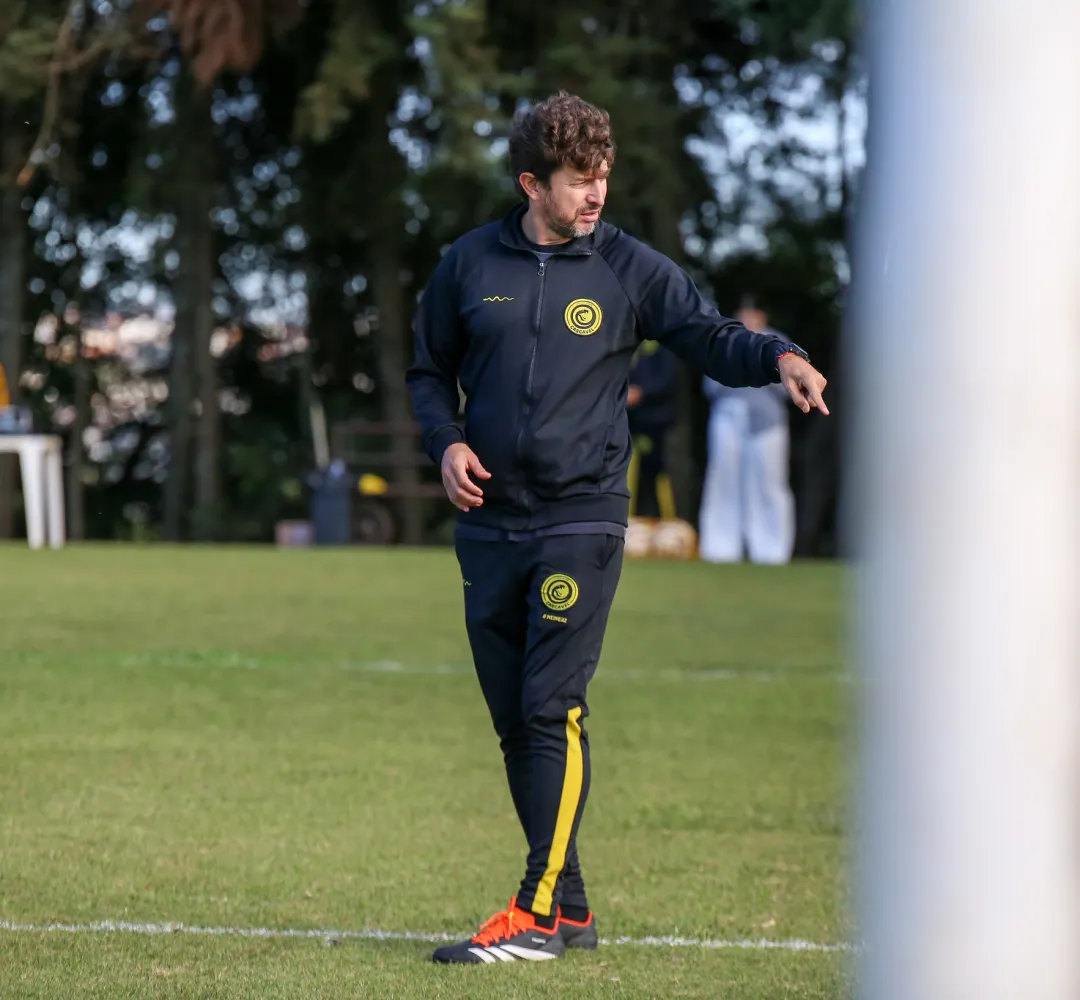 Tcheco busca a terceira vitória seguida