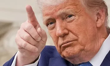 Trump barra entrada de cidadãos de 19 países e causa tensão global com nova medida migratória