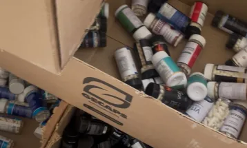 Polícia apreende 4 mil suplementos nutricionais falsificados e prende homem na RMC