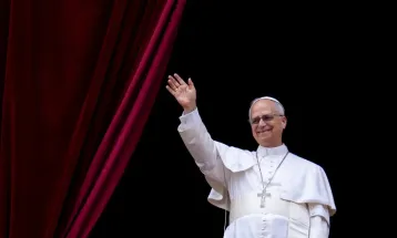 Papa Leão XIV nega embate com Donald Trump e reforça foco em viagem à África