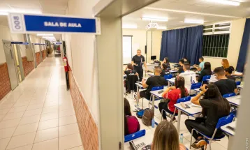 Governo do Paraná nomeia 115 novos servidores para universidades estaduais