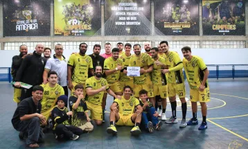 A primeira vitória do Cascavel Handebol lna Arena Cebolão