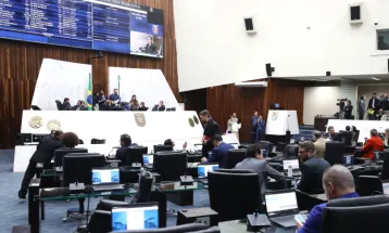 Reestruturação do magistério é aprovada na Alep