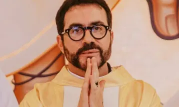 Padre Fábio de Melo é denunciado ao Vaticano após polêmica em cafeteria
