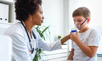 Fisioterapia ajuda crianças contra síndromes respiratórias no Paraná