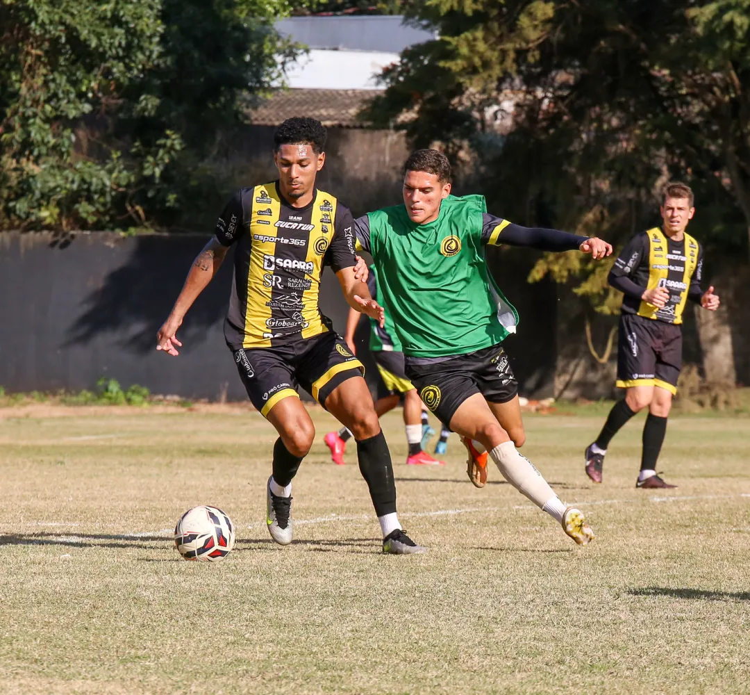 O time principal enfrentou o Sub-20