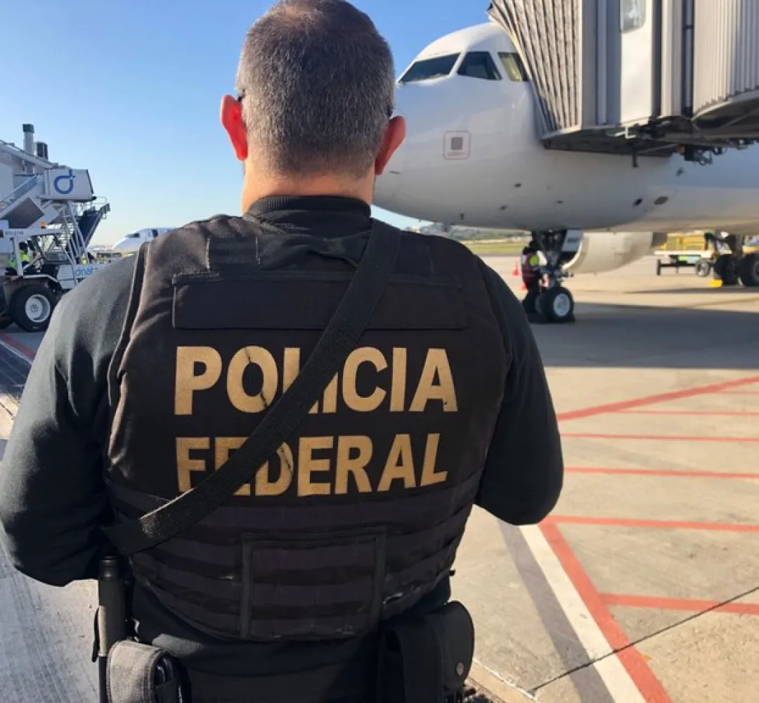 Brasileiros deportados dos EUA