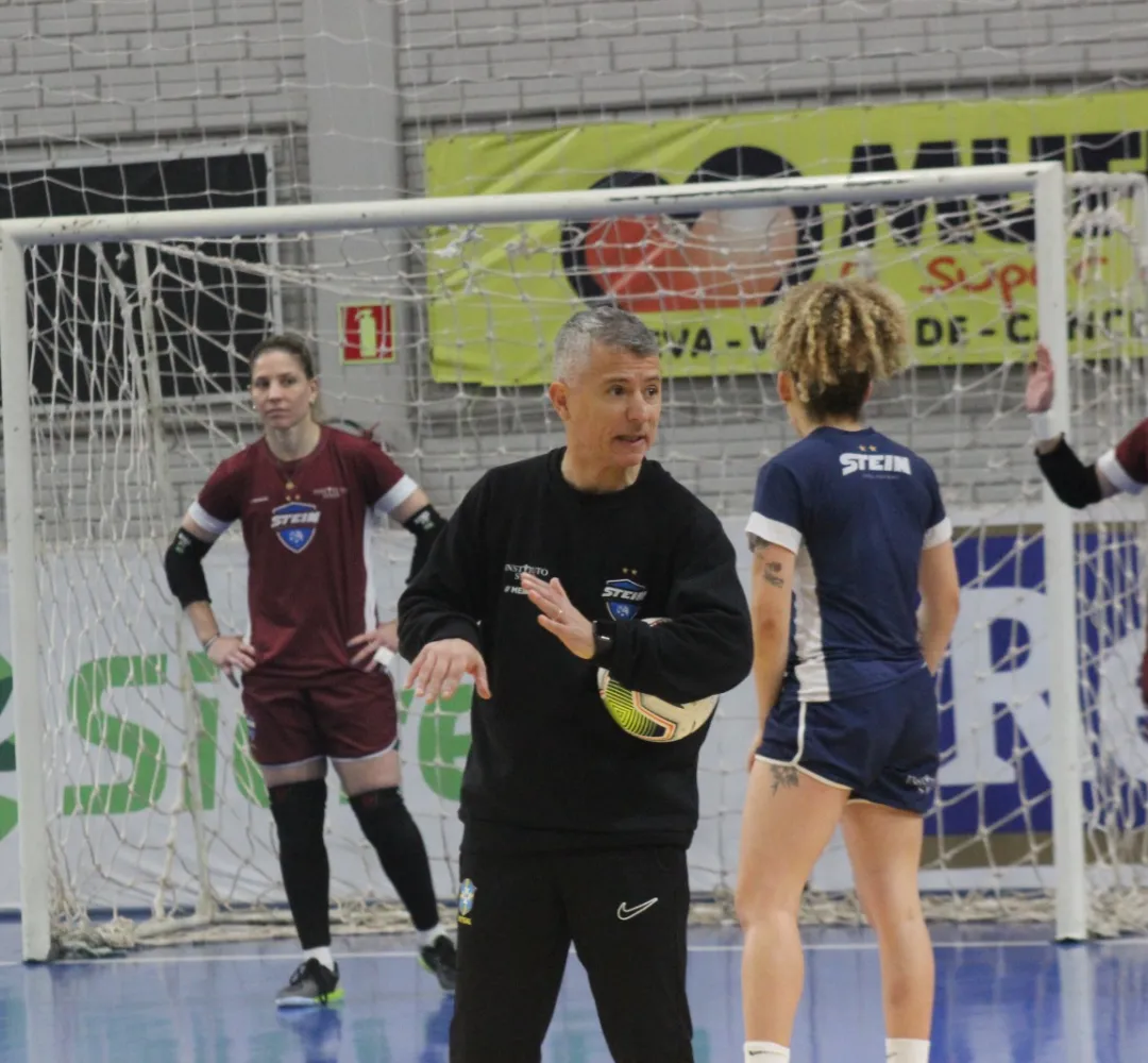Márcio Coelho, técnico do Stein