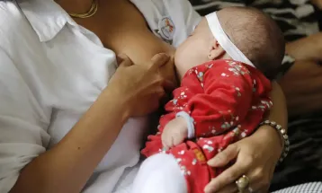Amamentação reduz risco de doença cardíaca na mãe