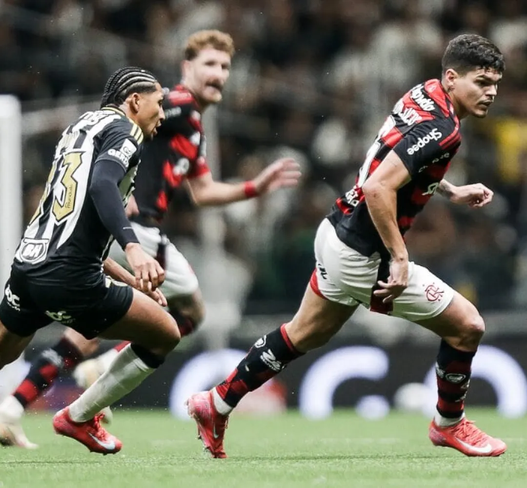 O Flamengo lidera o Brasileiro