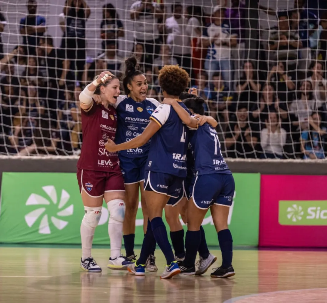 O Stein joga pela Série Ouro