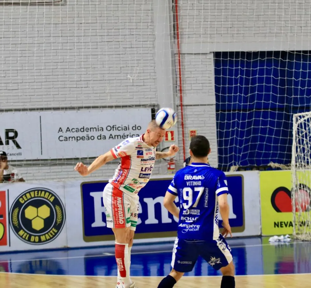 O Cascavel Futsal venceu o Ampére